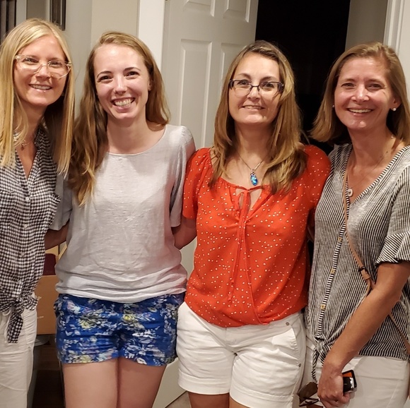 Meet your Posher, Diane - Picture 3 of 6